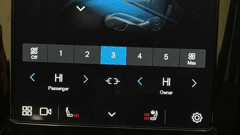 Used Volvo XC60 2025 for sale - 77152122: Photo 40