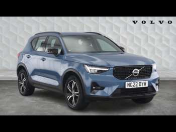 2022 - Plus B4 AWD mhev (Rear Parking Camera Apple Car Play Heated Seats) Automati 5-Door