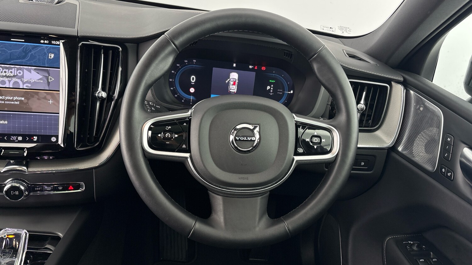 Used Volvo XC60 2025 for sale - 77603122: Photo 11