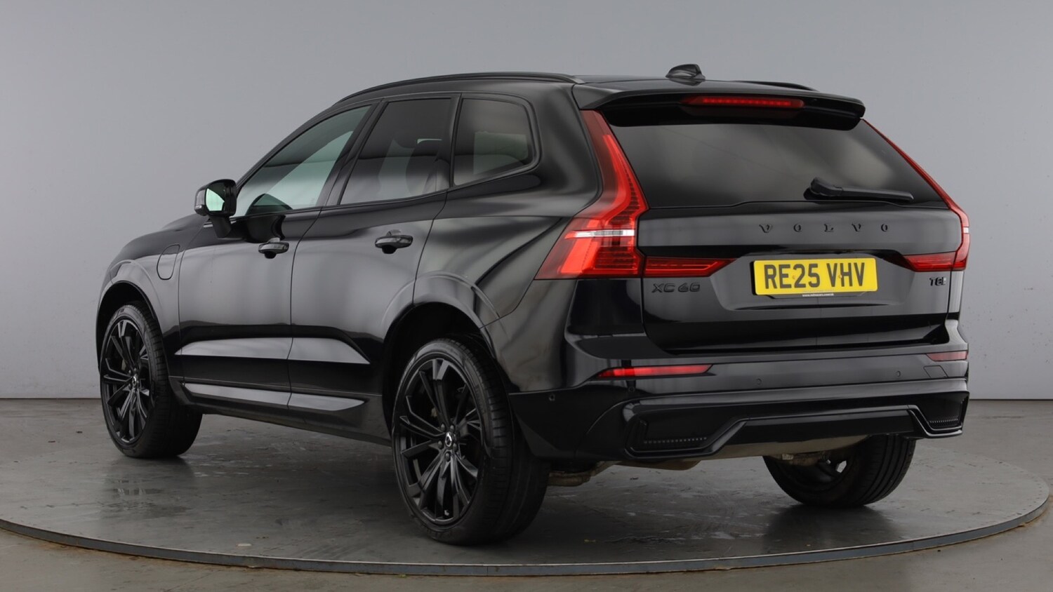 Used Volvo XC60 2025 for sale - 77603122: Photo 3
