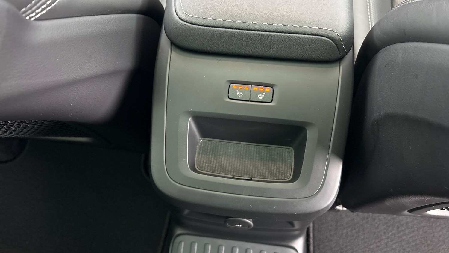 Used Volvo XC60 2025 for sale - 77603122: Photo 33