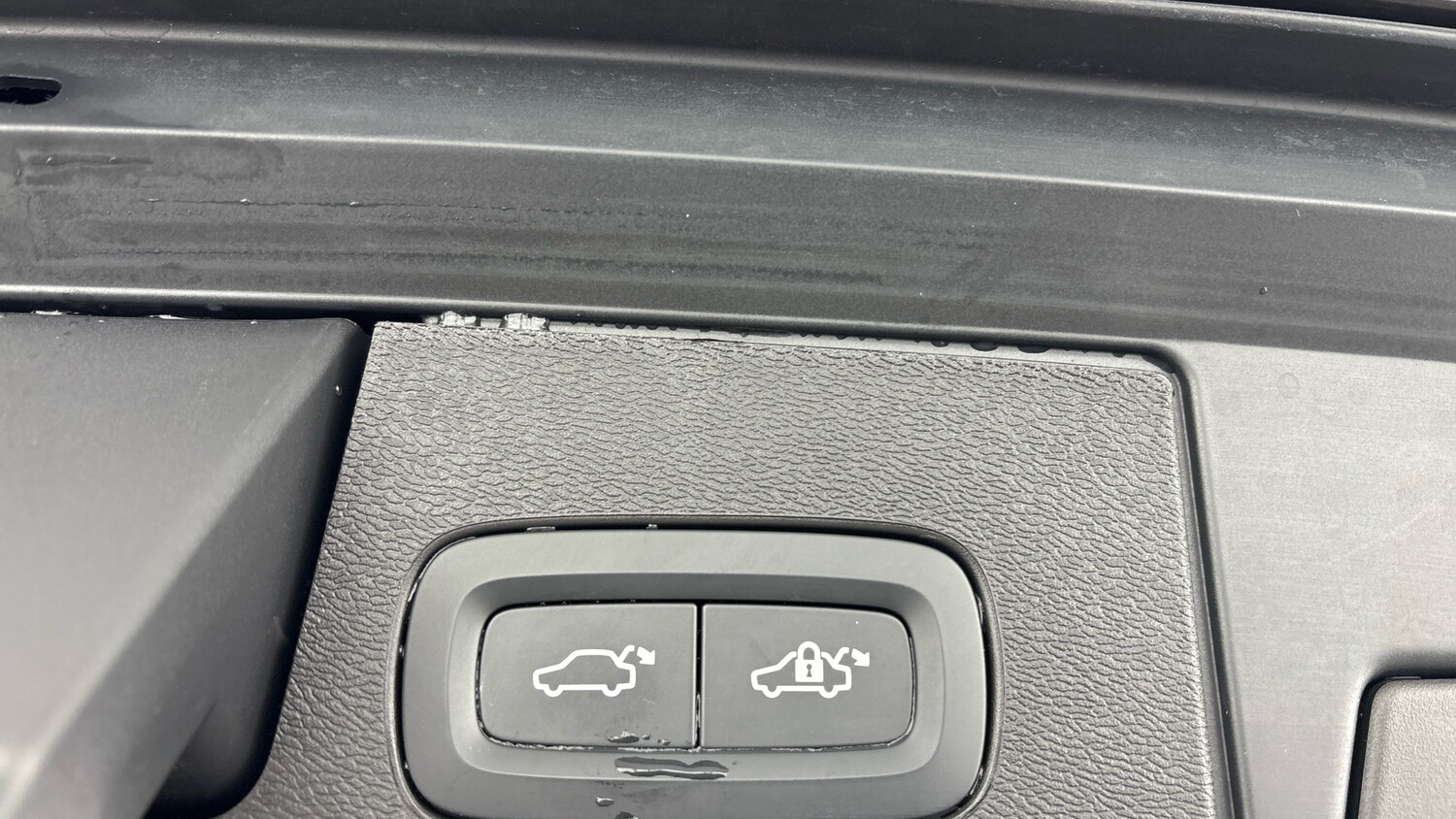 Used Volvo XC60 2025 for sale - 77603122: Photo 36