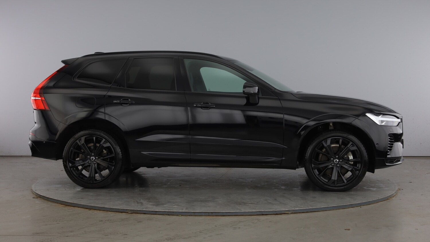 Used Volvo XC60 2025 for sale - 77603122: Photo 4