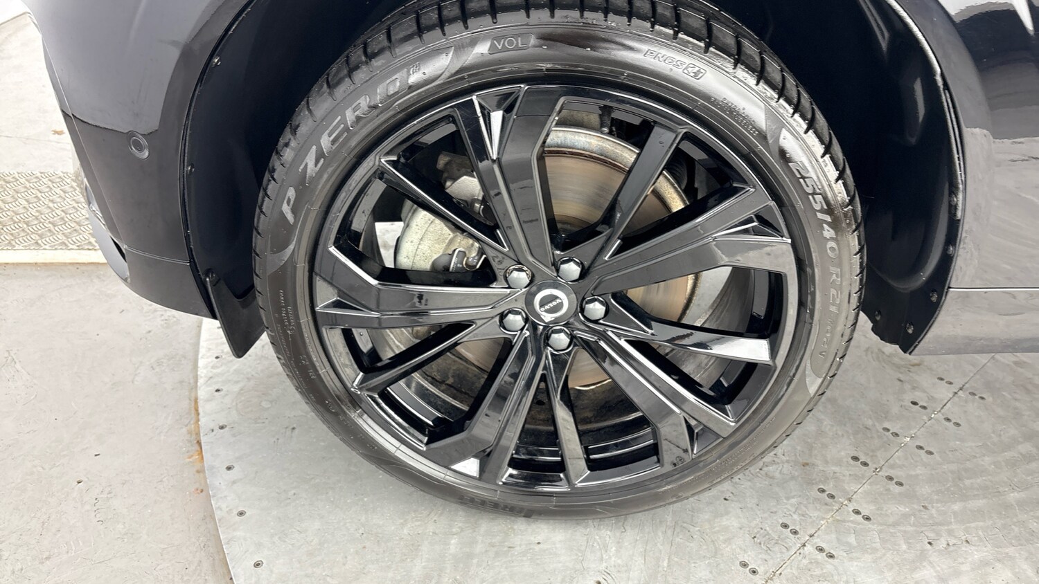 Used Volvo XC60 2025 for sale - 77603122: Photo 43