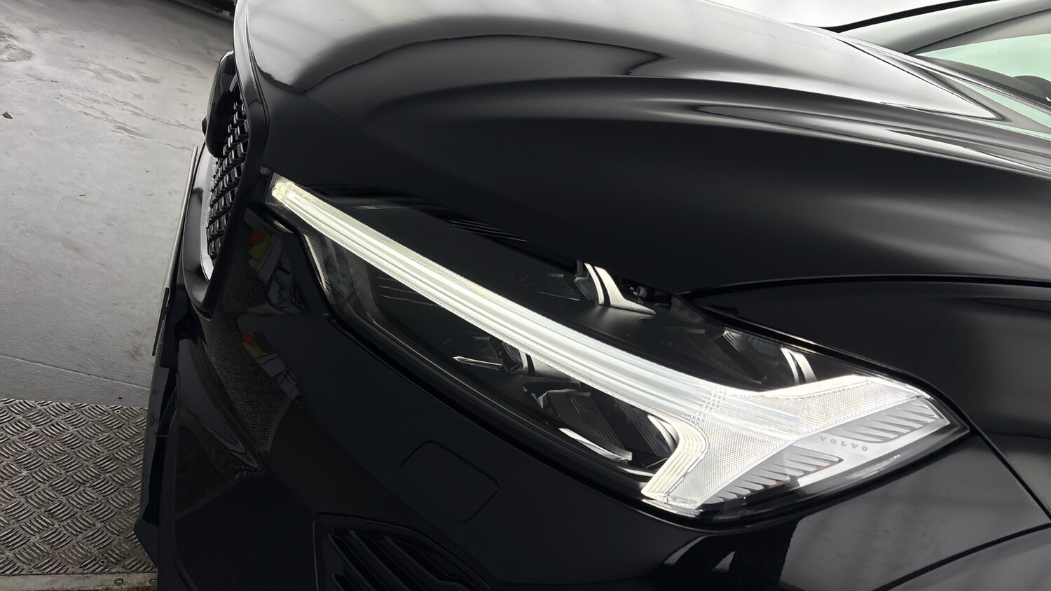 Used Volvo XC60 2025 for sale - 77603122: Photo 44