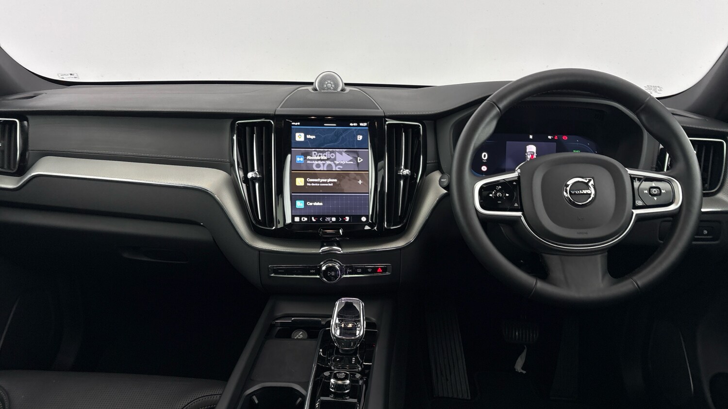 Used Volvo XC60 2025 for sale - 77603122: Photo 9