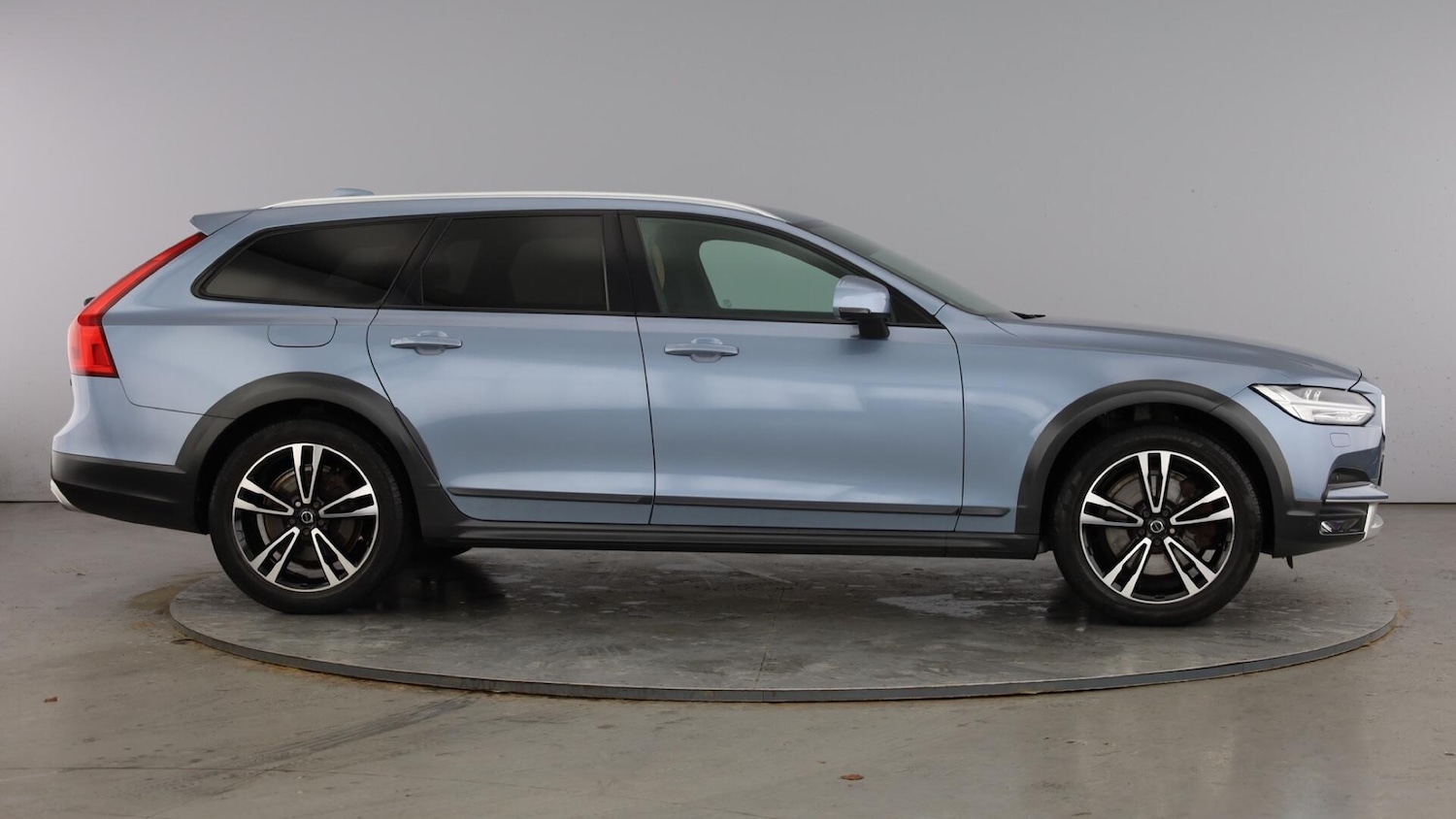 Used Volvo V90 2020 for sale - 77506321: Photo 4