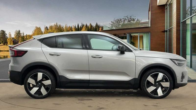 Used Volvo C40 2022 for sale - 76895610: Photo 2