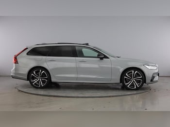Used Volvo V90 2024 for sale - 76452742: Photo