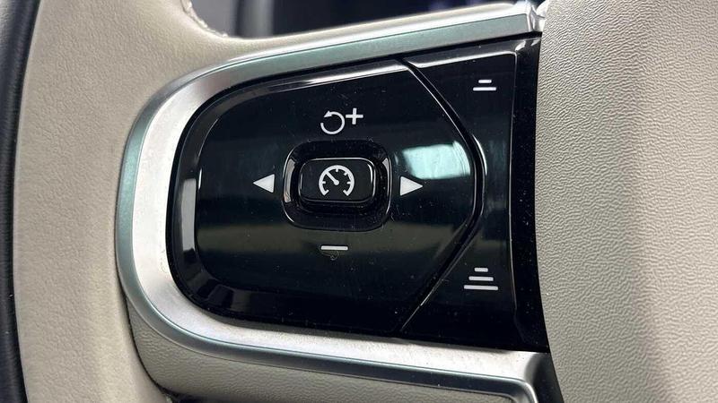 Used Volvo XC90 2024 for sale - 76452745: Photo 31