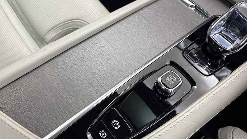 Used Volvo XC90 2024 for sale - 76452745: Photo 32