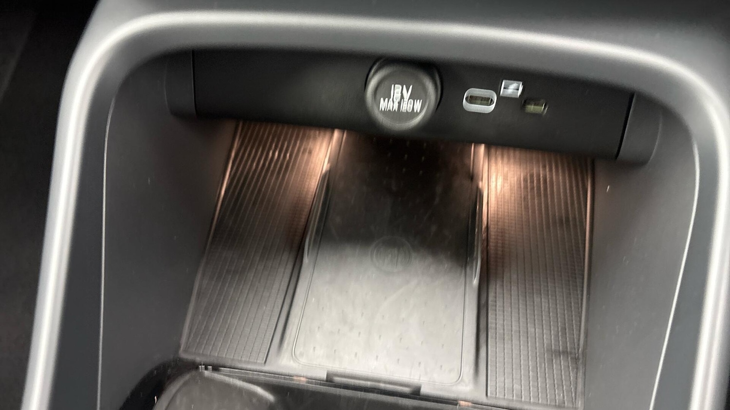 Used Volvo XC40 2025 for sale - 77791246: Photo 21