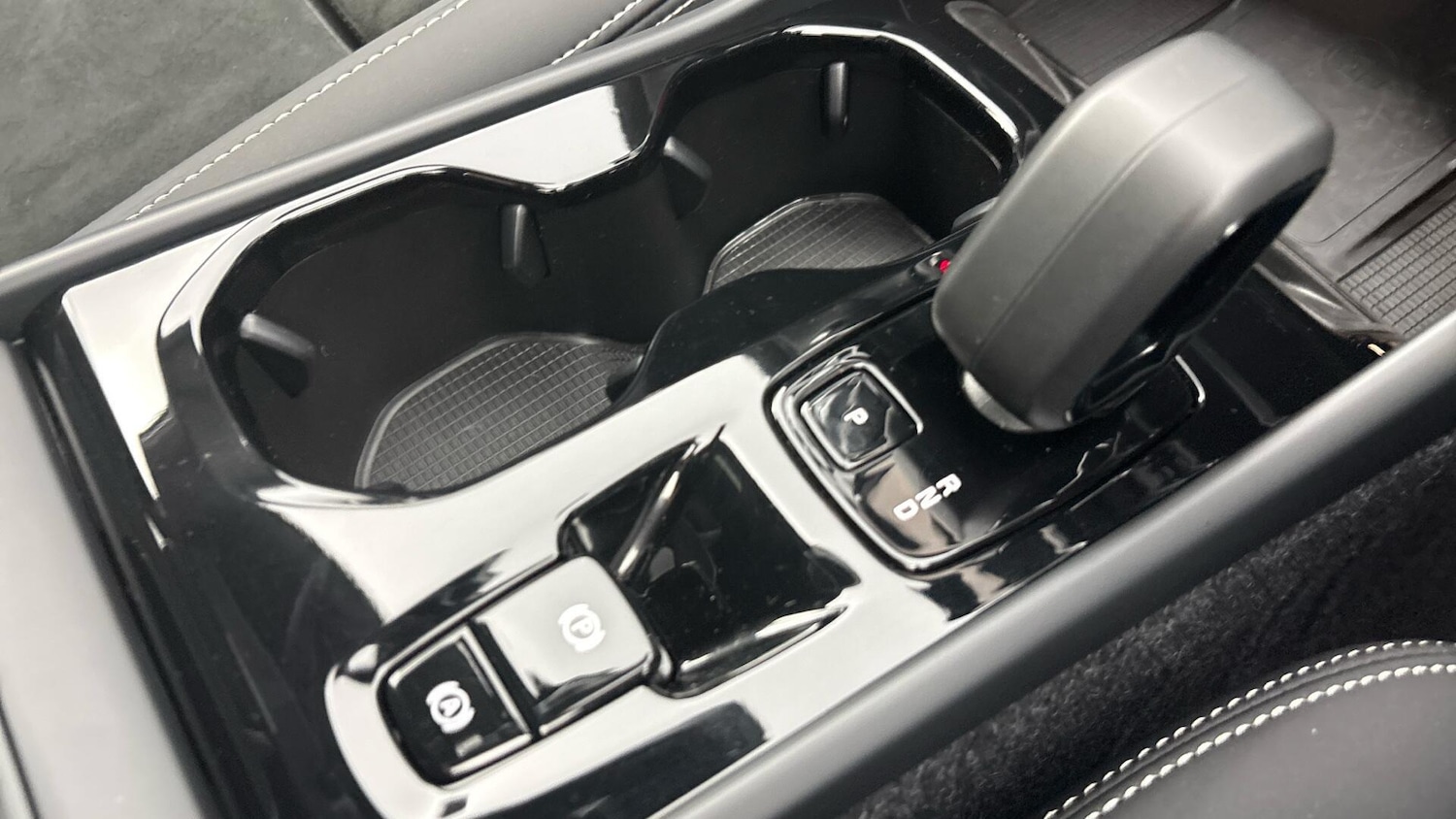 Used Volvo XC40 2025 for sale - 77791246: Photo 22