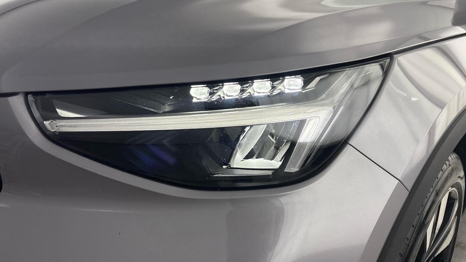 Used Volvo XC40 2025 for sale - 77791246: Photo 32