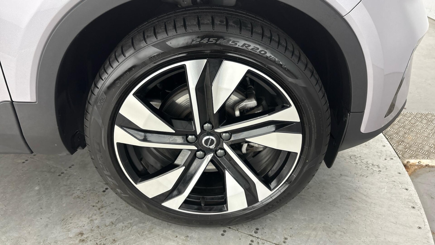 Used Volvo XC40 2025 for sale - 77791246: Photo 5