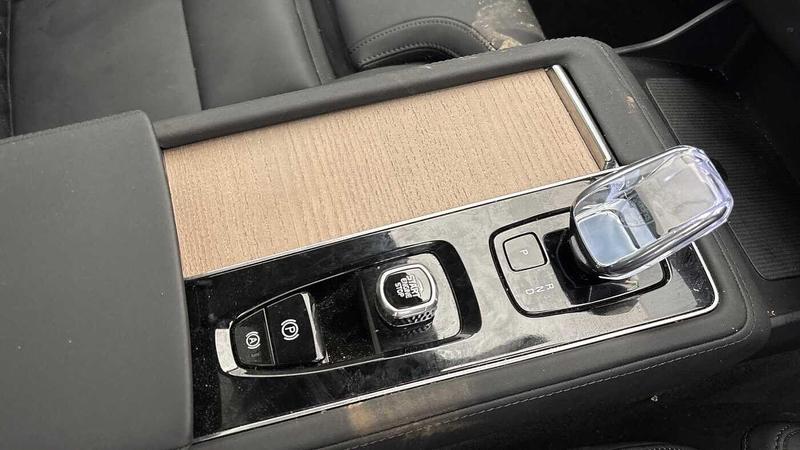 Used Volvo XC90 2025 for sale - 77301240: Photo 32