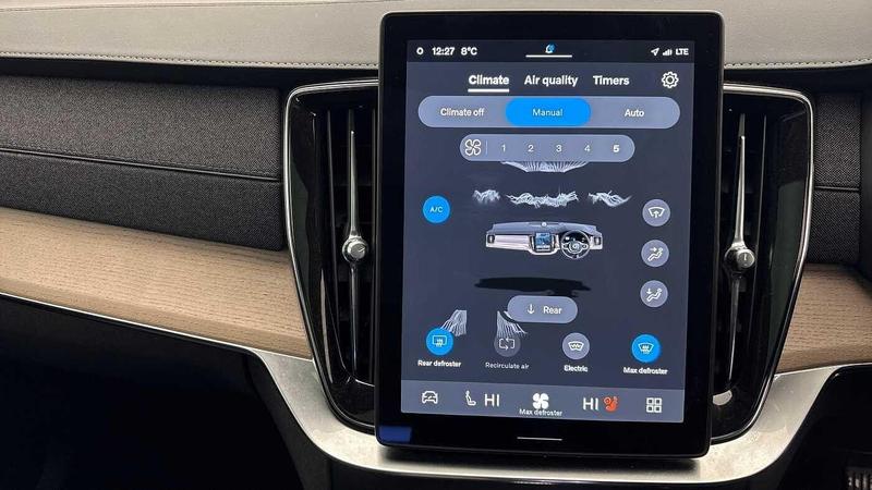 Used Volvo XC90 2025 for sale - 77301240: Photo 39