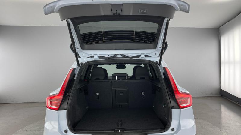 Used Volvo XC40 2025 for sale - 76508261: Photo 12
