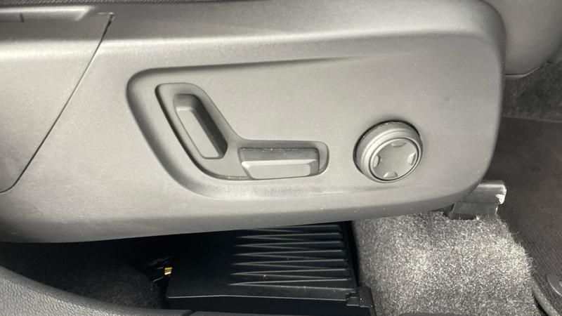 Used Volvo XC40 2025 for sale - 76508261: Photo 30