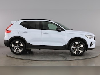 Used Volvo XC40 2025 for sale - 76508261: Photo
