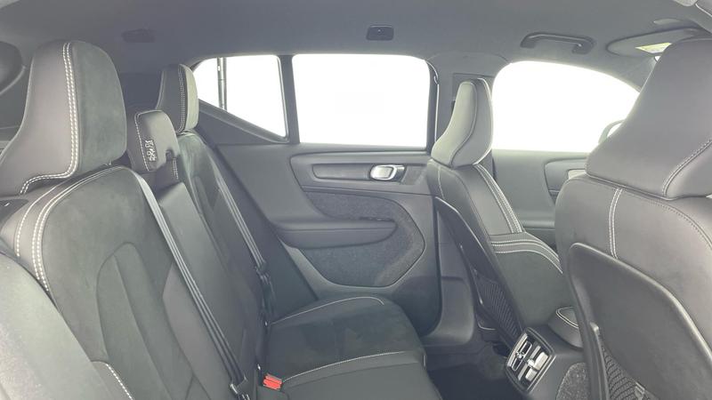 Used Volvo XC40 2025 for sale - 76508261: Photo 9