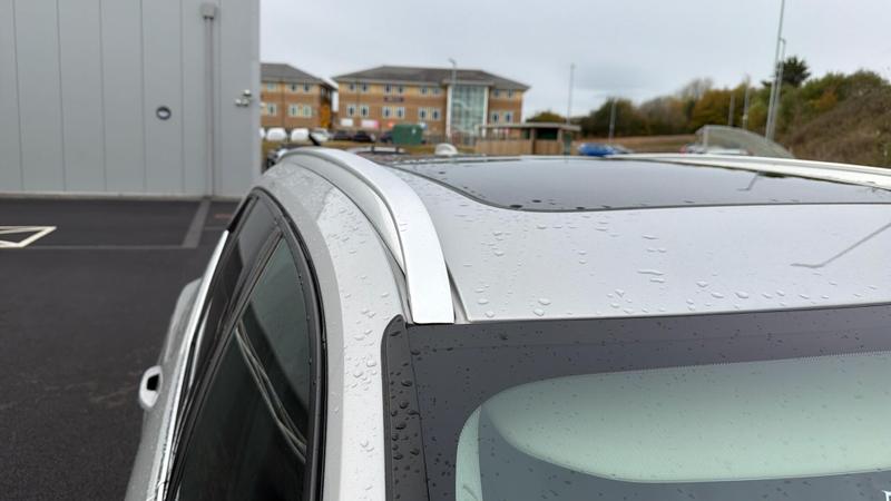 Used Volvo XC40 2024 for sale - 75561490: Photo 33