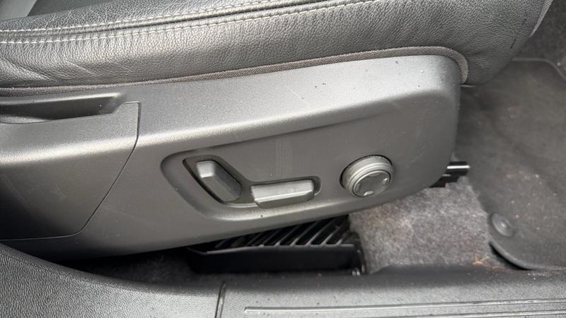 Used Volvo XC40 2024 for sale - 75561490: Photo 52