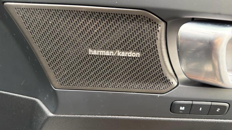 Used Volvo XC40 2024 for sale - 75561490: Photo 53