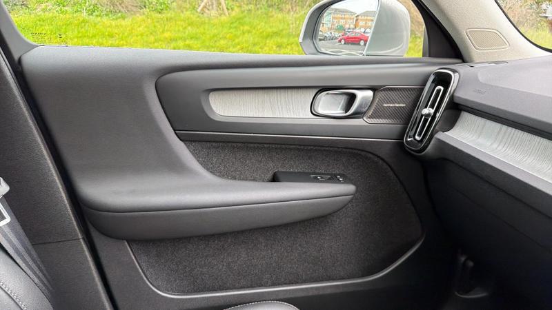 Used Volvo XC40 2024 for sale - 75561490: Photo 66