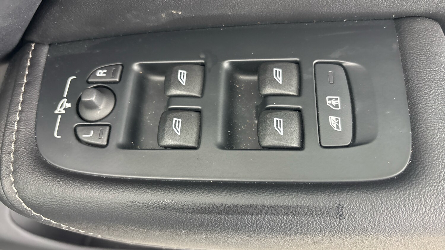 Used Volvo XC60 2025 for sale - 77603235: Photo 20