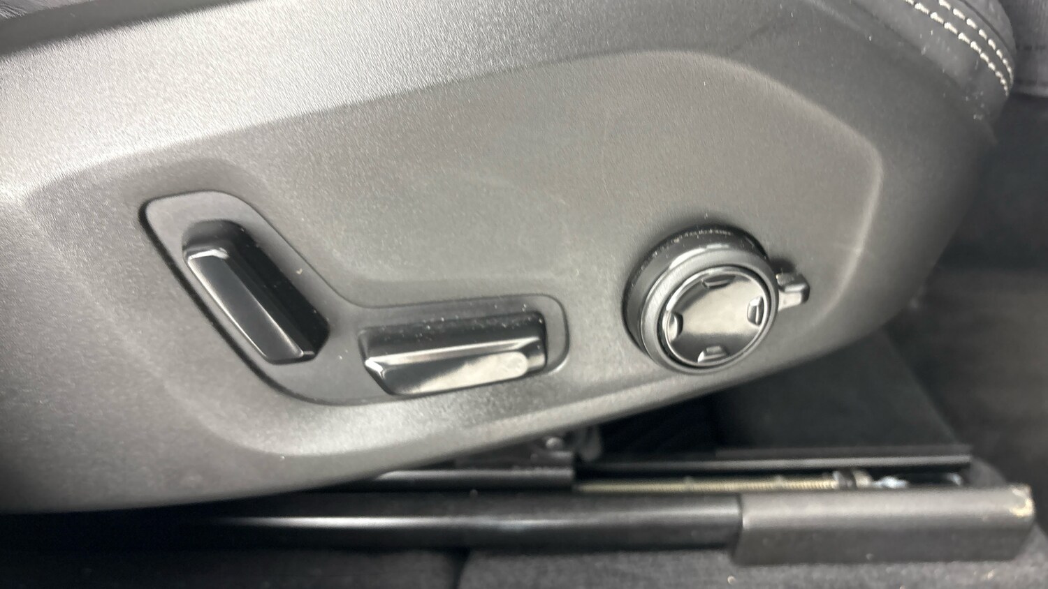 Used Volvo XC60 2025 for sale - 77603235: Photo 22