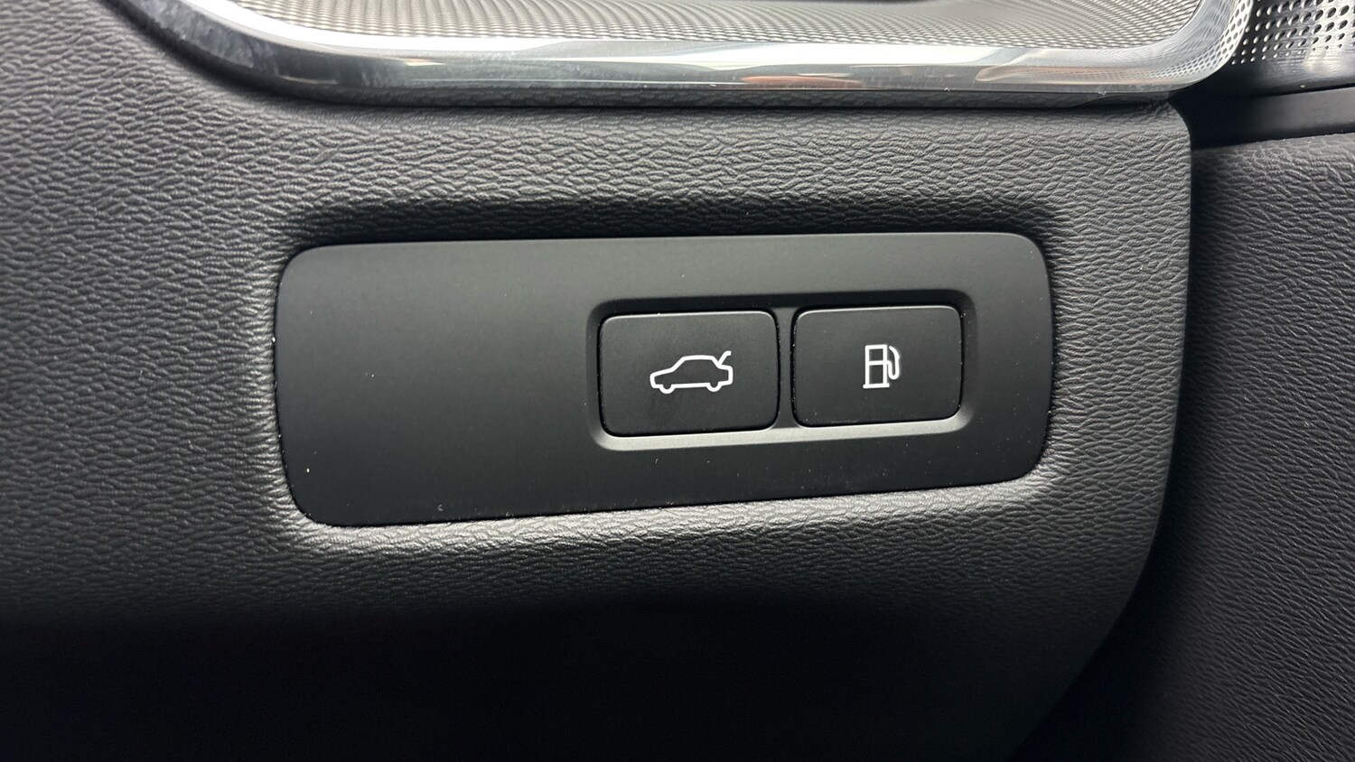 Used Volvo XC60 2025 for sale - 77603235: Photo 23