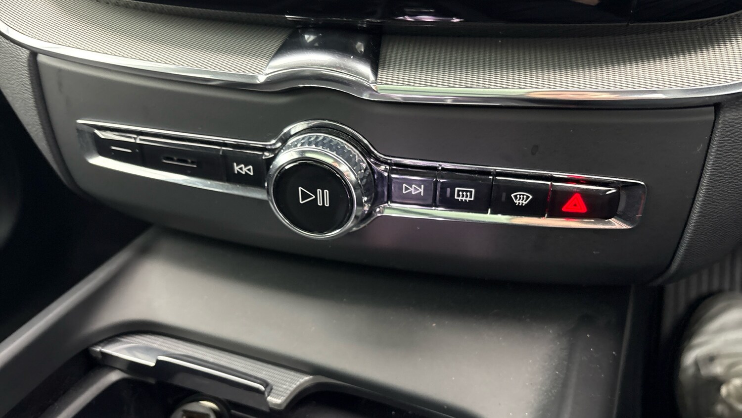 Used Volvo XC60 2025 for sale - 77603235: Photo 29