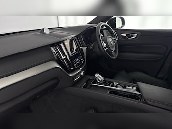 Used Volvo XC60 2025 for sale - 77603235: Photo