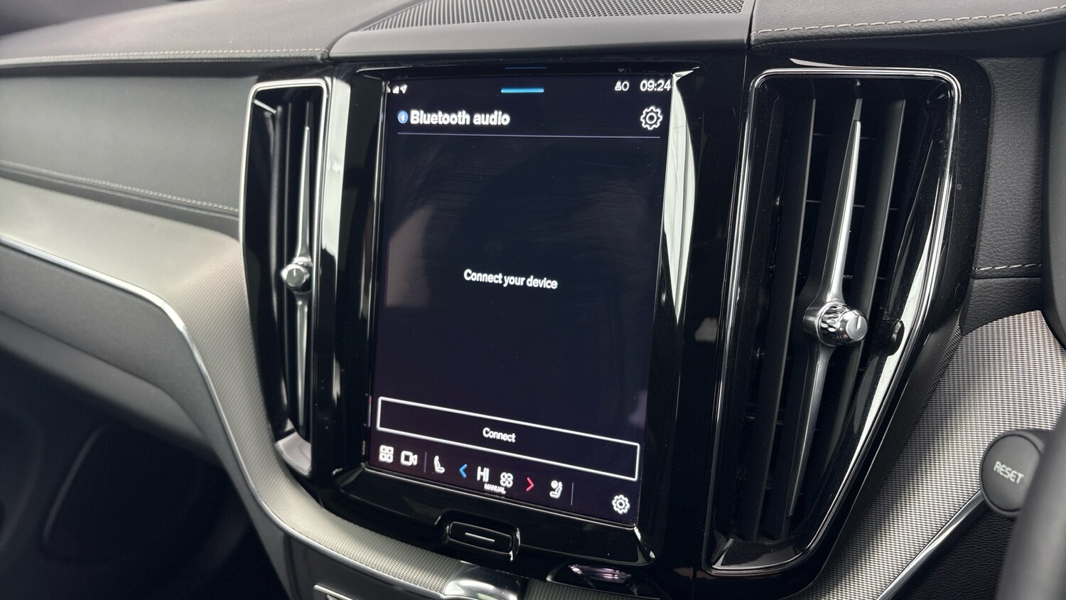 Used Volvo XC60 2025 for sale - 77603235: Photo 30