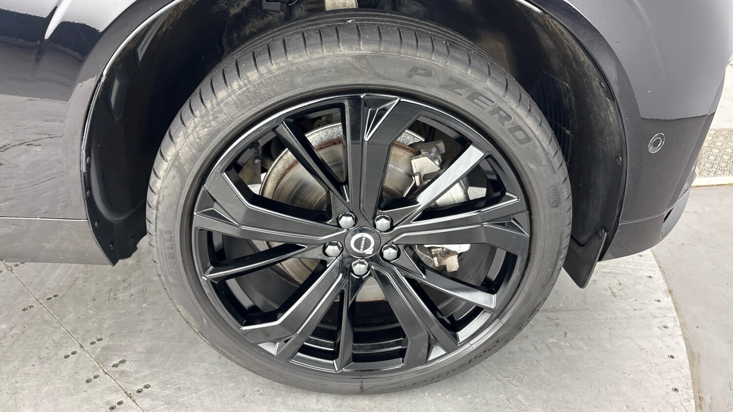 Used Volvo XC60 2025 for sale - 77603235: Photo 5