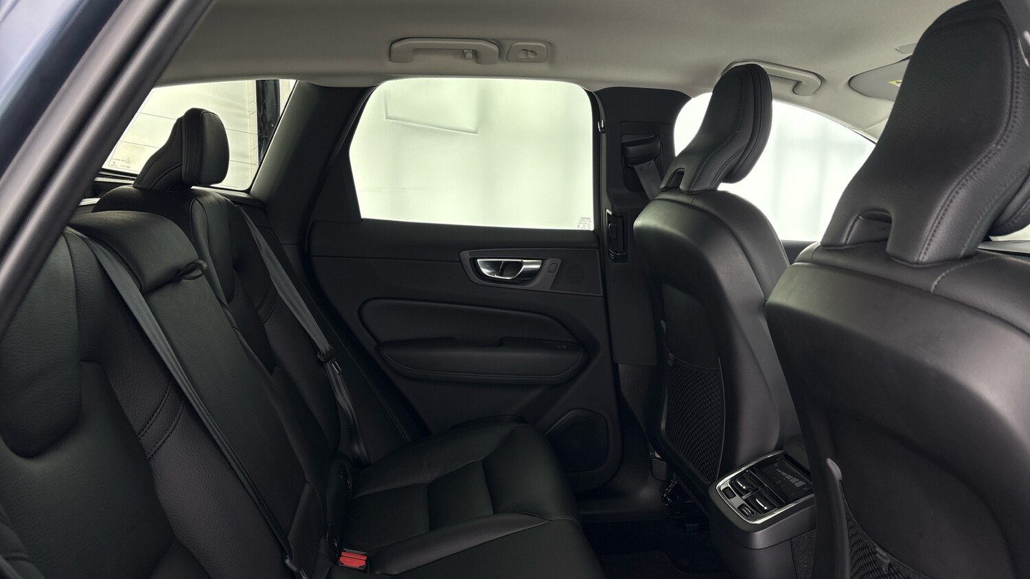 Used Volvo XC60 2022 for sale - 77603240: Photo 10