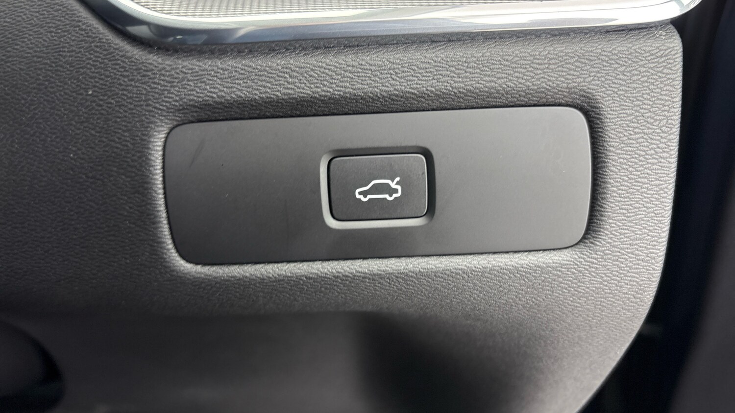 Used Volvo XC60 2022 for sale - 77603240: Photo 22