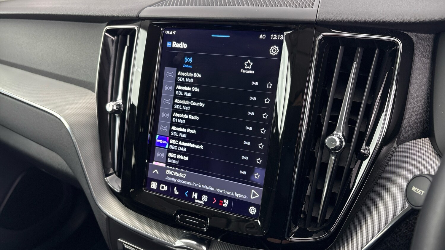 Used Volvo XC60 2022 for sale - 77603240: Photo 29