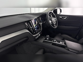 Used Volvo XC60 2022 for sale - 77603240: Photo