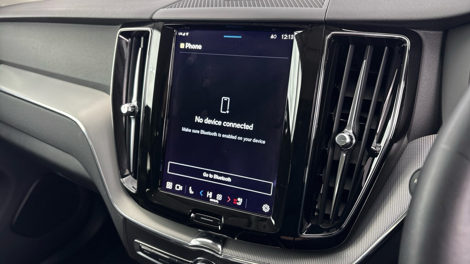 Used Volvo XC60 2022 for sale - 77603240: Photo 31