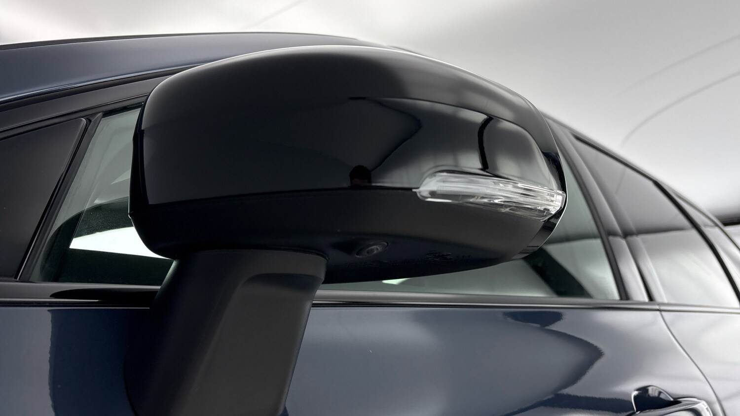 Used Volvo XC60 2022 for sale - 77603240: Photo 38