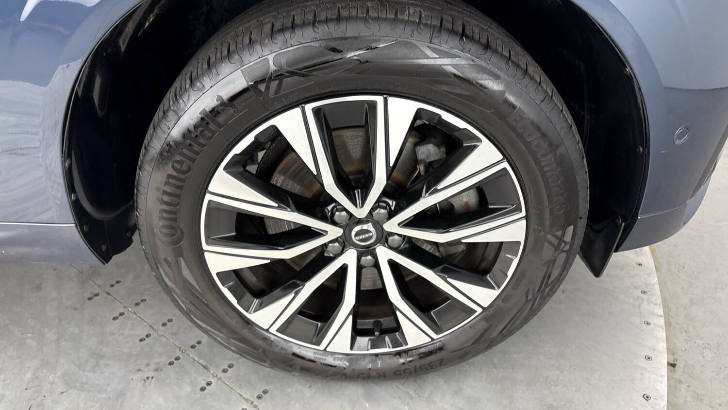 Used Volvo XC60 2022 for sale - 77603240: Photo 5