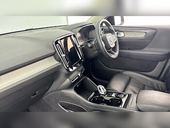 Used Volvo XC40 2022 for sale - 77603161: Photo