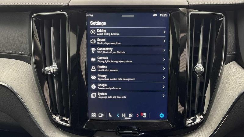 Used Volvo XC60 2025 for sale - 77381661: Photo 35