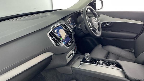 Used Volvo XC90 2024 for sale - 75543432: Photo 2