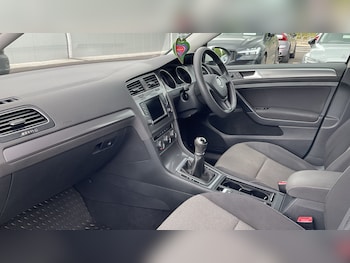 Used Volkswagen Golf 2016 for sale - 79057273: Photo