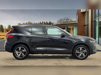 Used Volvo XC40 2023 for sale - 76355653: Photo