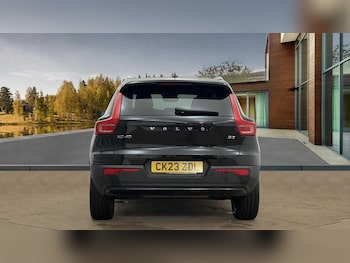 Used Volvo XC40 2023 for sale - 76355653: Photo