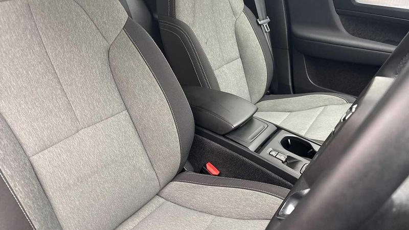 Used Volvo XC40 2023 for sale - 77301236: Photo 25